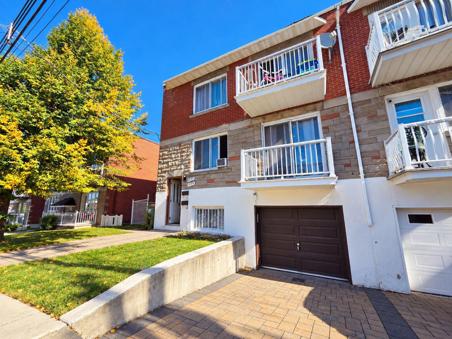 11365-11367 Av. Brunet Montréal (Montréal-Nord) Quebec Canada H1G5E9