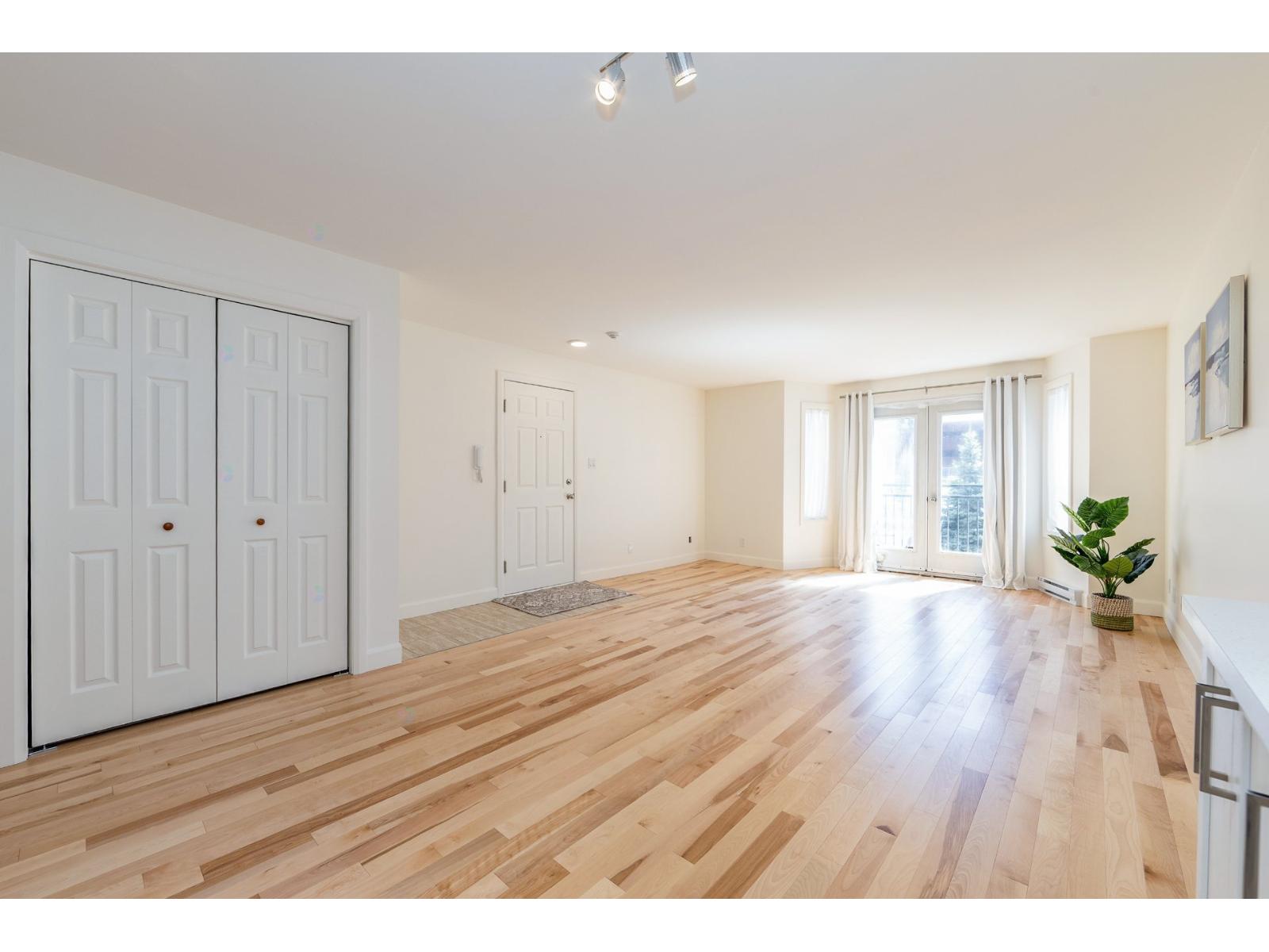 721 Rue Guy|#2 Montréal (Ville-Marie) Quebec Canada H3J1T6 2