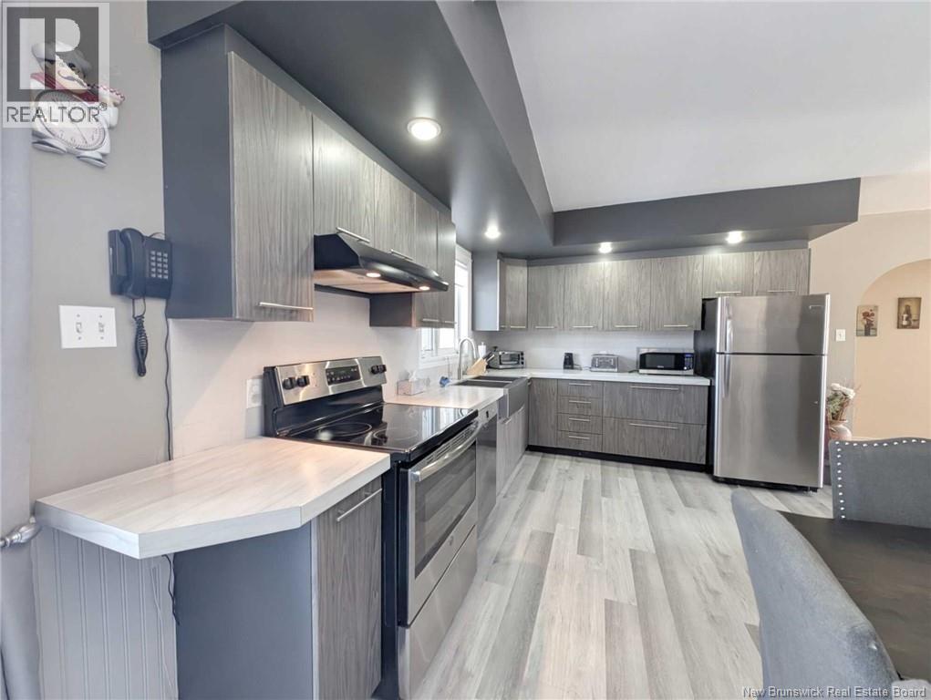 7701 du Havre Street Bas-Caraquet New Brunswick Canada E1W5W9 3