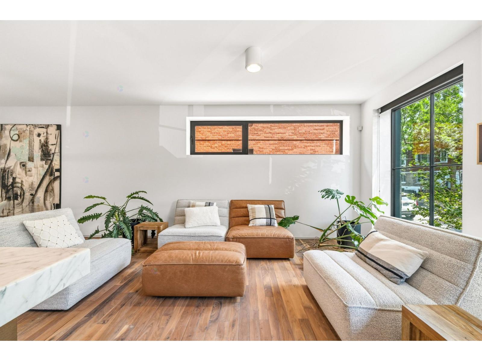 419 Rue Charon Montréal (Le Sud-Ouest) Quebec Canada H3K2P3 5