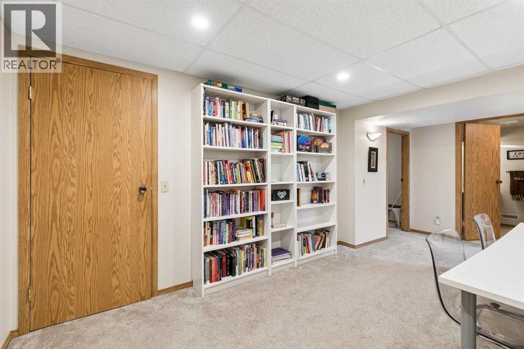 29, 185 Woodridge Drive SW, Calgary, Alberta  T2W 3X7 - Photo 31 - A2350333
