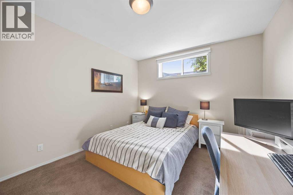 7 Springbank Mews SW, Calgary, Alberta  T3H 4V5 - Photo 26 - A2350613