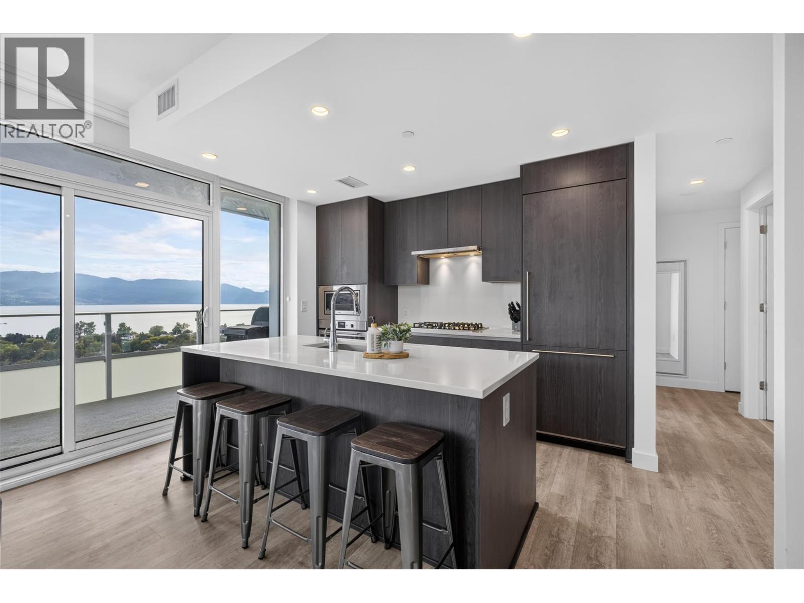1626 Water Street Unit# 1804, Kelowna, British Columbia