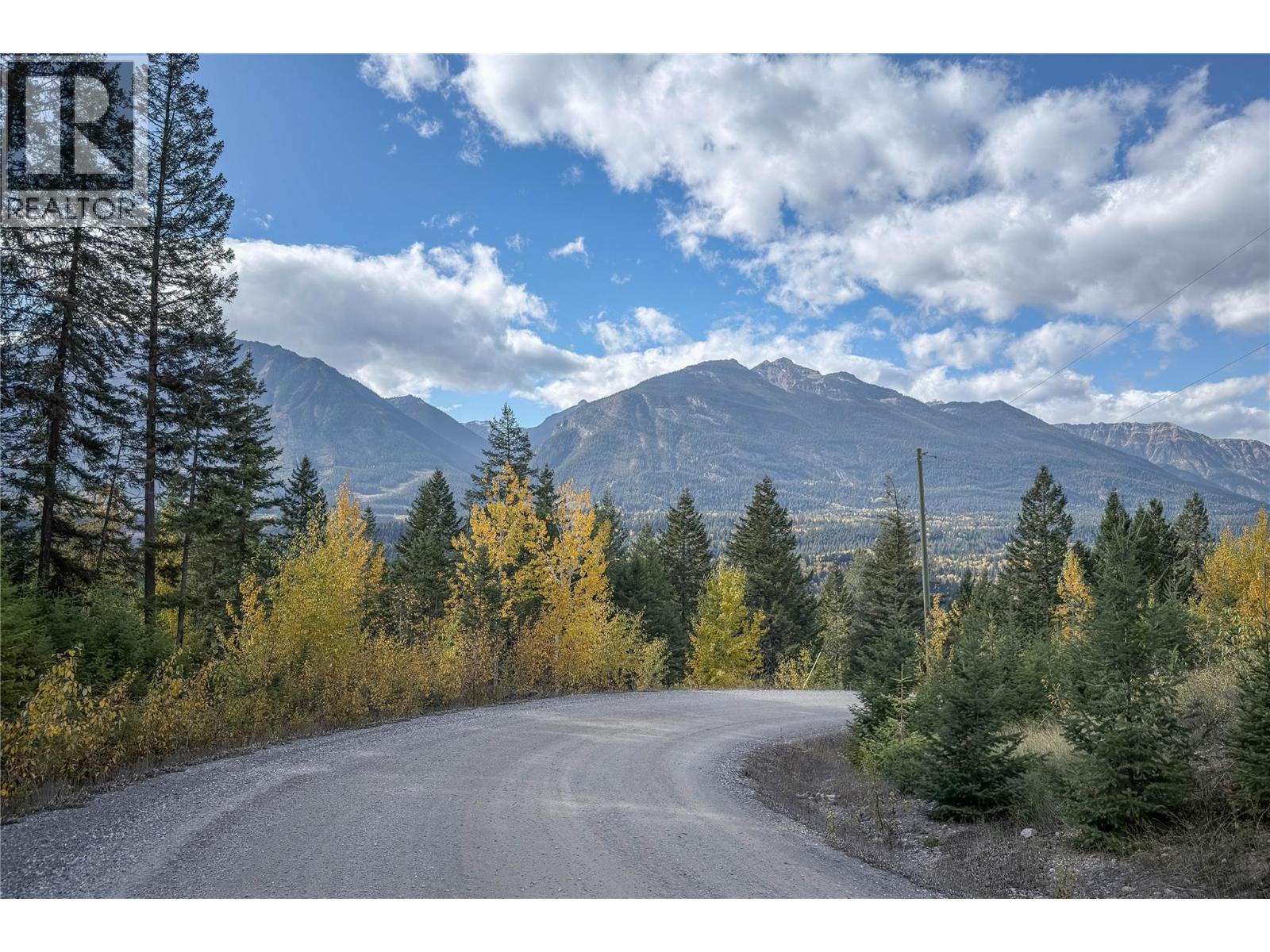 1260 Whitetail Drive, Golden, British Columbia  V0A 1H7 - Photo 1 - 10402883