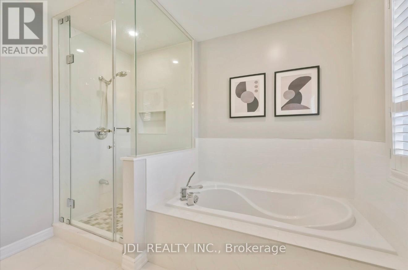 21 Iron Horse Avenue, Richmond Hill, Ontario  L4B 4H2 - Photo 16 - N13876778