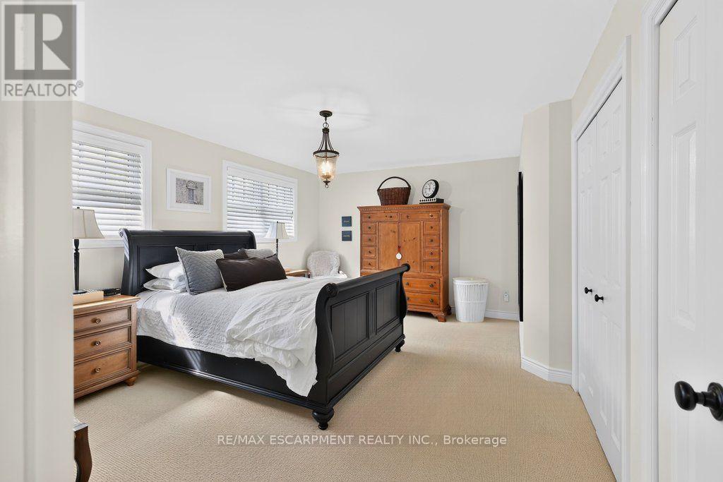 126 Wanita Road, Mississauga, Ontario  L5G 1B8 - Photo 19 - W13876654