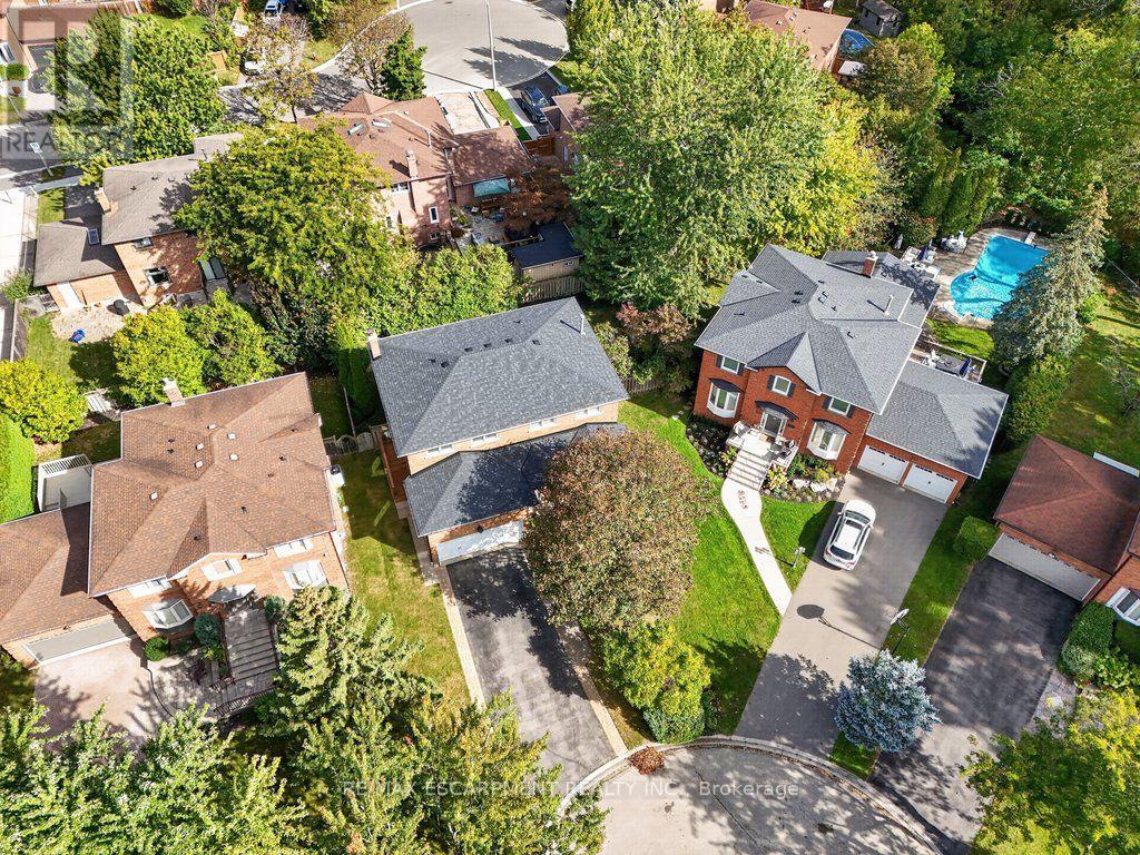 126 Wanita Road, Mississauga, Ontario  L5G 1B8 - Photo 44 - W13876654