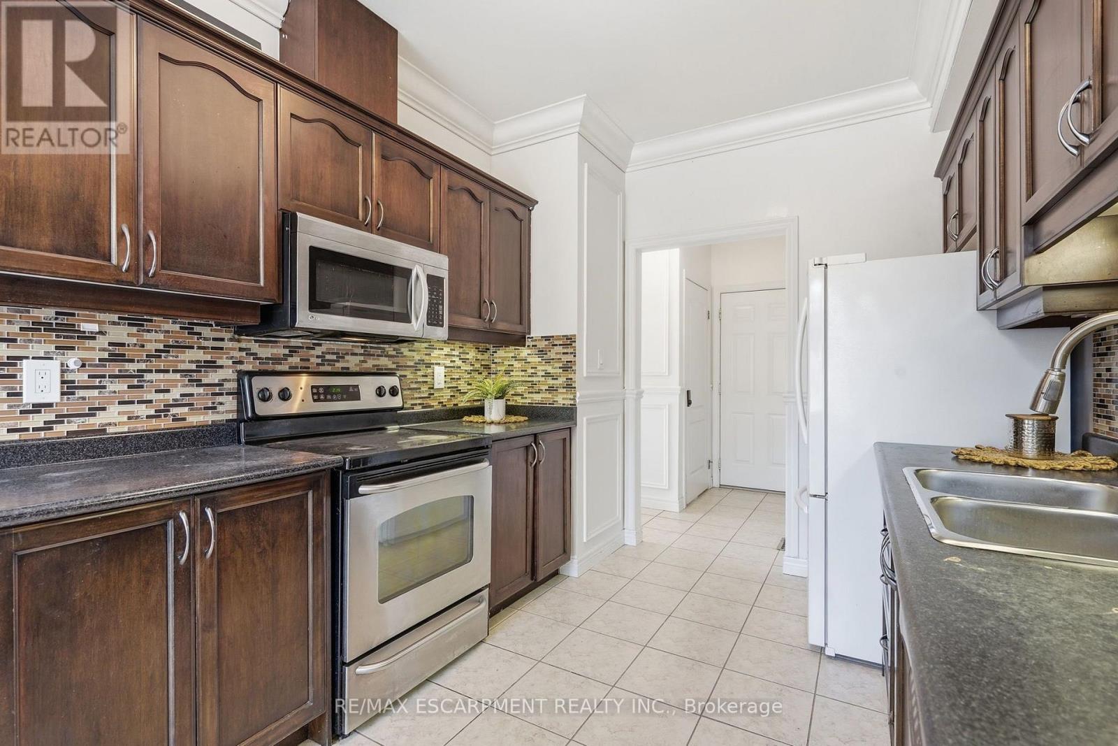 8 - 400 Stonehenge Drive, Hamilton, Ontario  L9K 0A2 - Photo 11 - X13876574