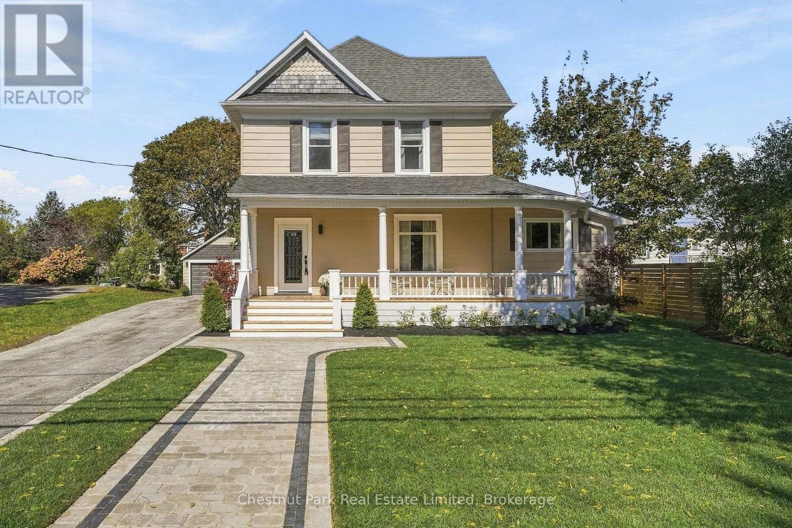 372 Main Street, Prince Edward County, Ontario  K0K 3L0 - Photo 1 - X13876960