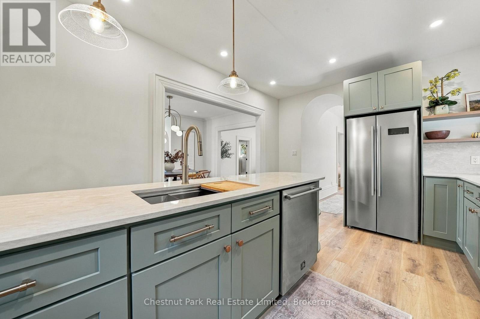 372 Main Street, Prince Edward County, Ontario  K0K 3L0 - Photo 8 - X13876960