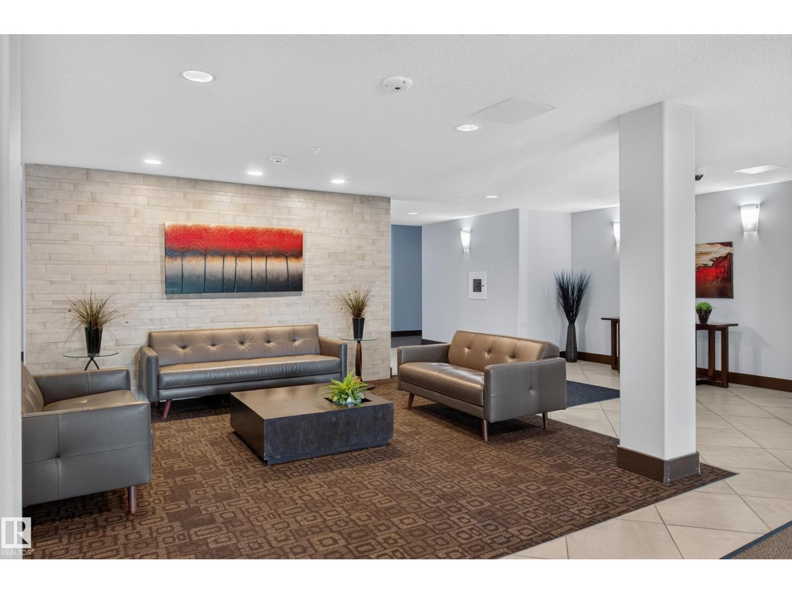 #414 7909 71 ST NW