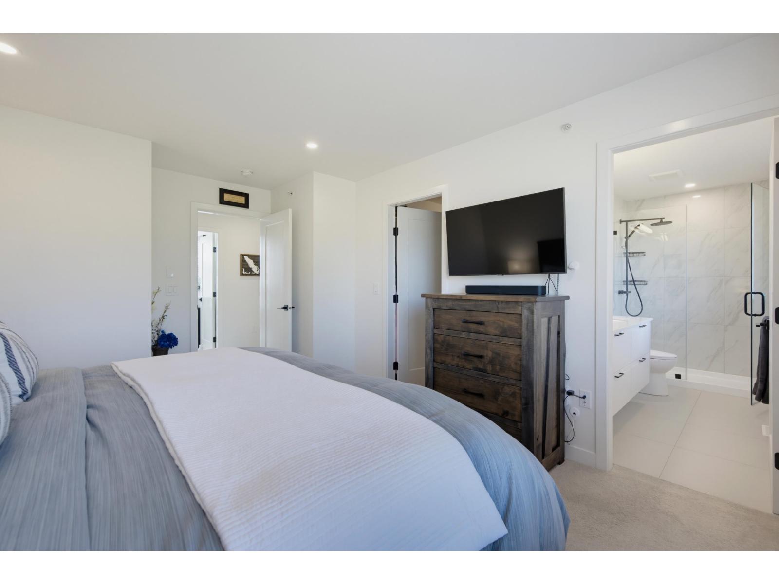 21 20150 81 AVENUE