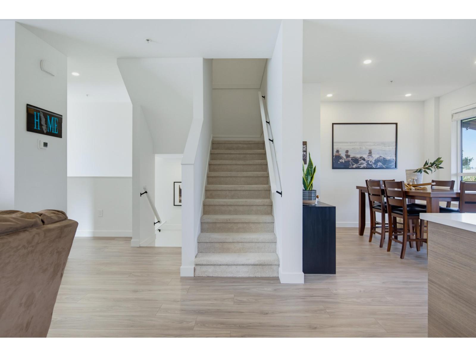 21 20150 81 AVENUE