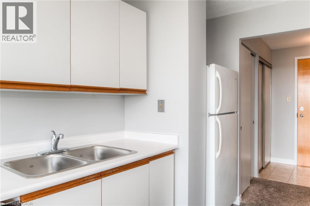 55 Blue Springs Drive Unit# 804, Waterloo, Ontario  N2J 4T3 - Photo 30 - 40846506