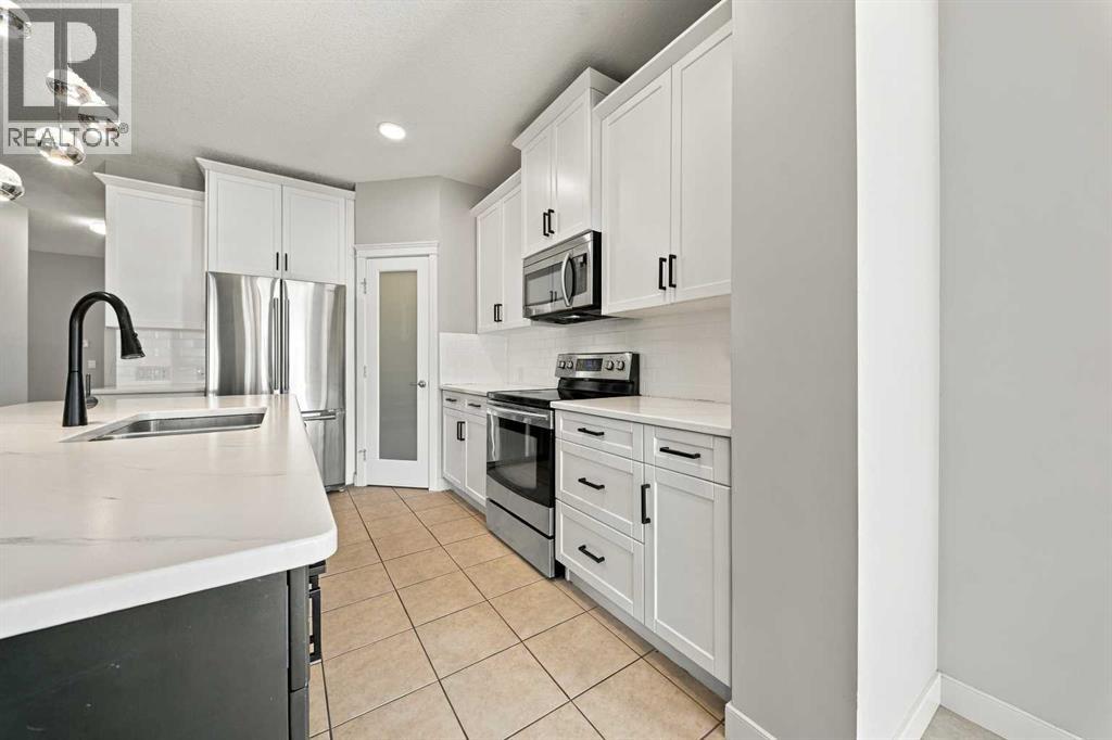 44 Skyview Point Terrace NE, Calgary, Alberta  T3N 0G7 - Photo 11 - A2346537