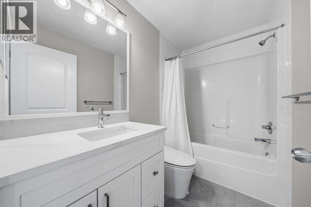 125 Seagreen Passage, Chestermere, Alberta  T1X 0G5 - Photo 29 - A2350720