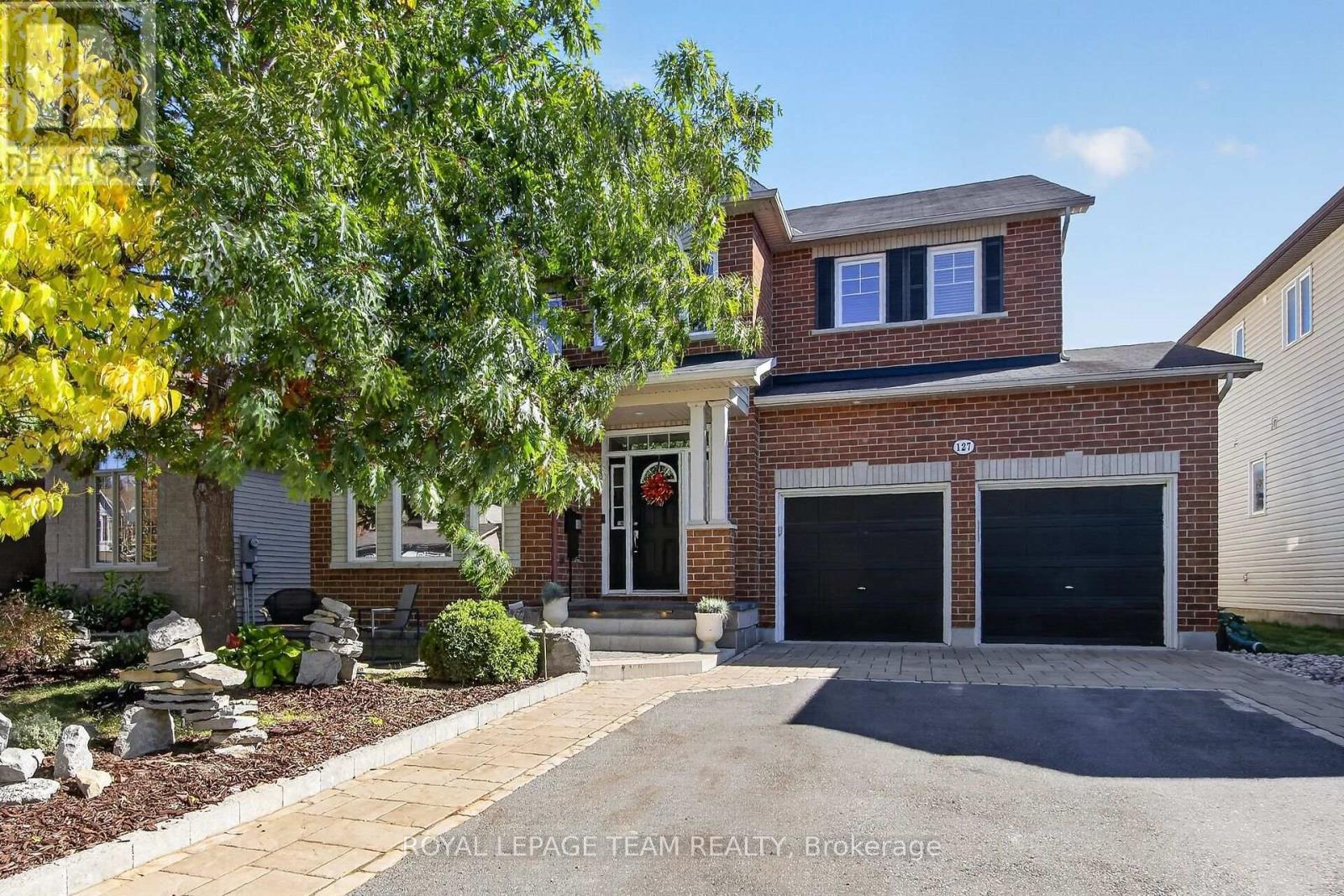 127 COYOTE CRESCENT, Ottawa, Ontario