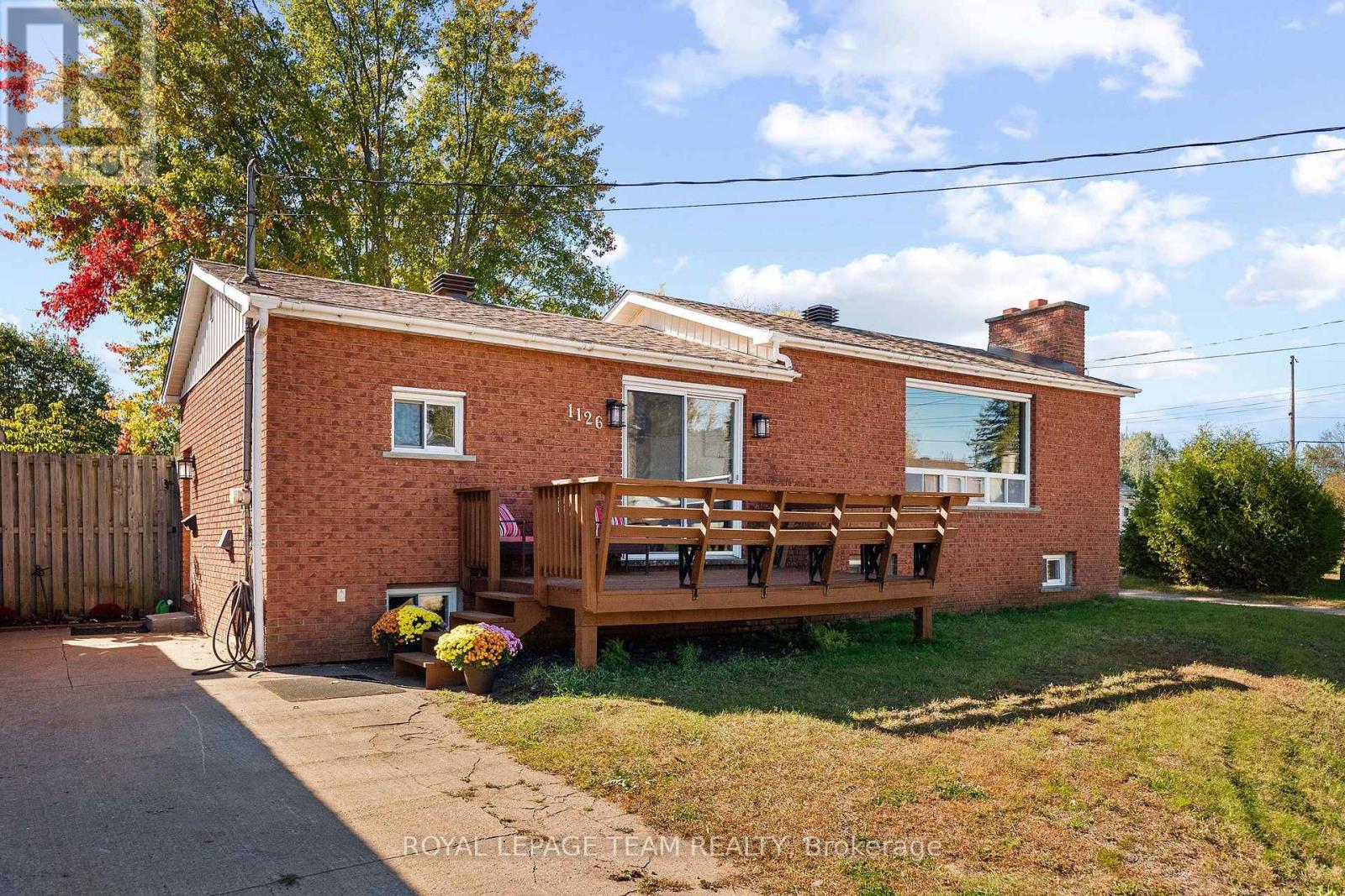 1126 Poirier Street, Pembroke, Ontario  K8A 6H6 - Photo 2 - X13876950