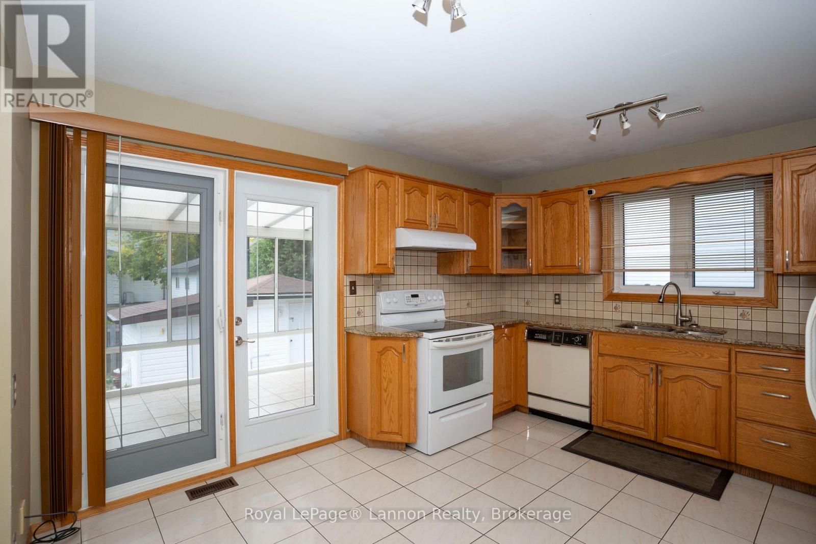 101 Suncrest Place, Thunder Bay, Ontario  P7A 8A2 - Photo 8 - X13876876