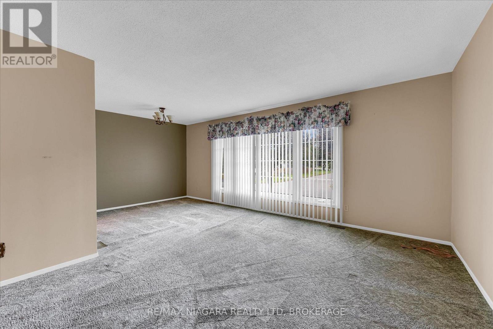 120 Elma Street, St. Catharines, Ontario  L2N 6A2 - Photo 3 - X13876822