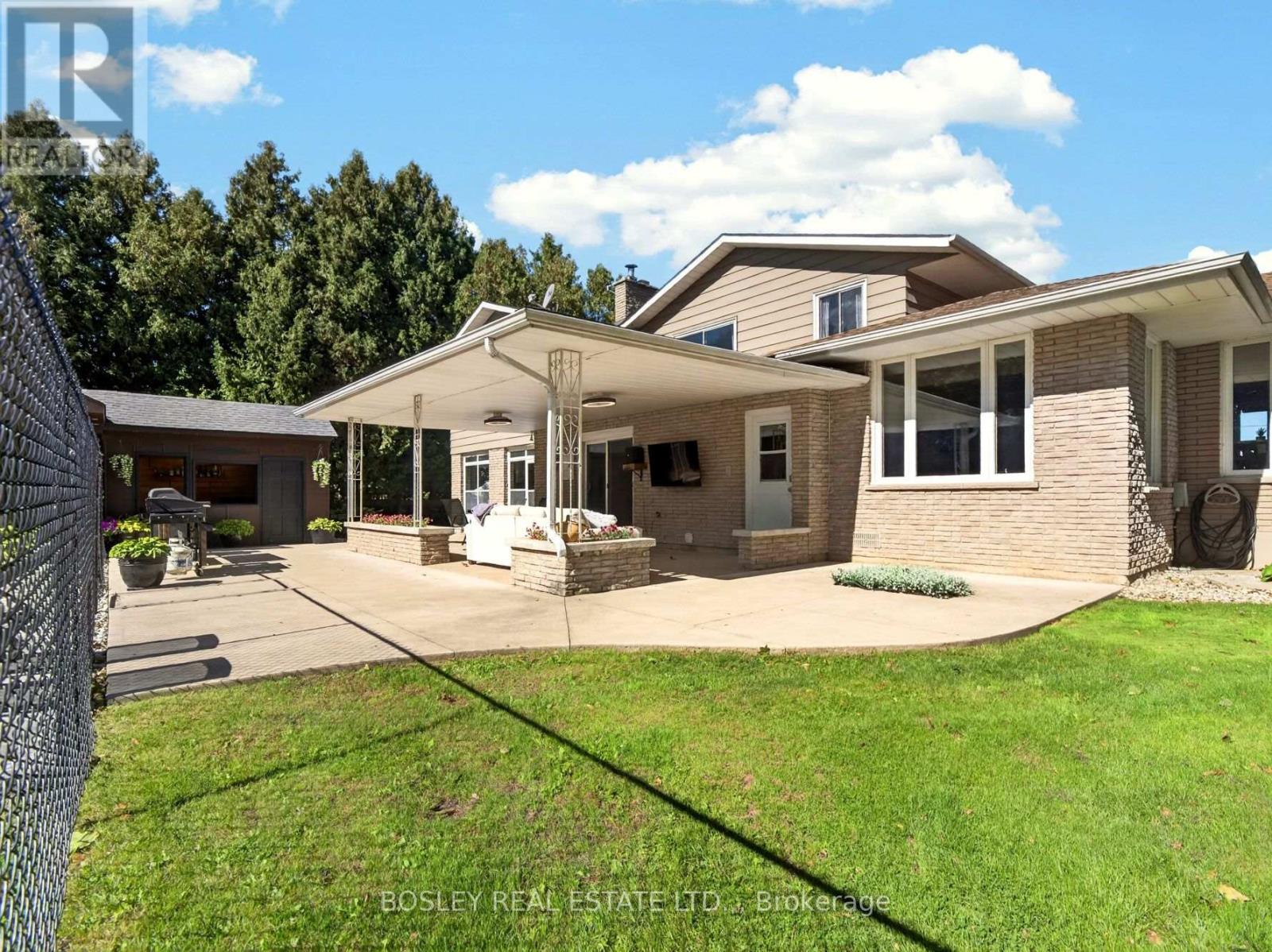 1676 Second Avenue, St. Catharines (Rural Fourth), Ontario L2R 6P9 - Photo 38 - X13876942