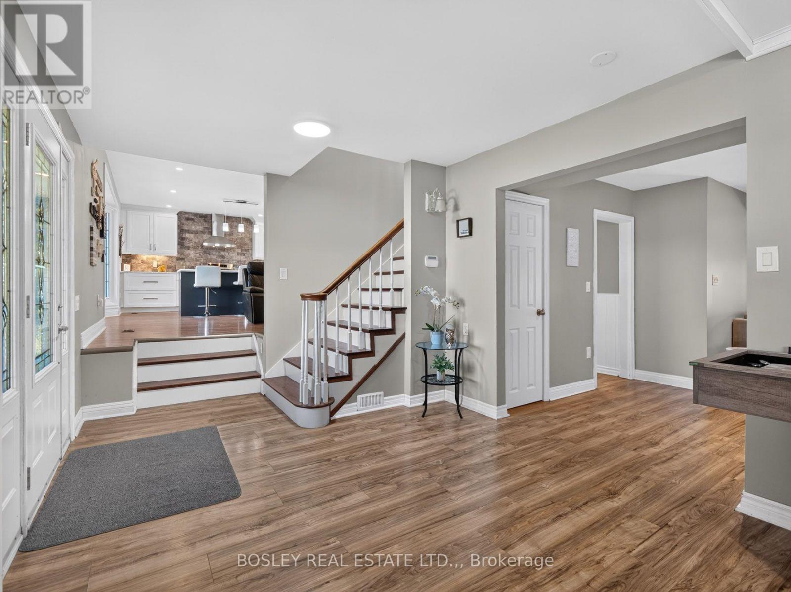 1676 Second Avenue, St. Catharines (Rural Fourth), Ontario L2R 6P9 - Photo 5 - X13876942