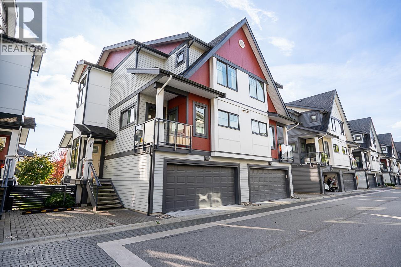 14 19451 SUTTON AVENUE, Pitt Meadows, British Columbia