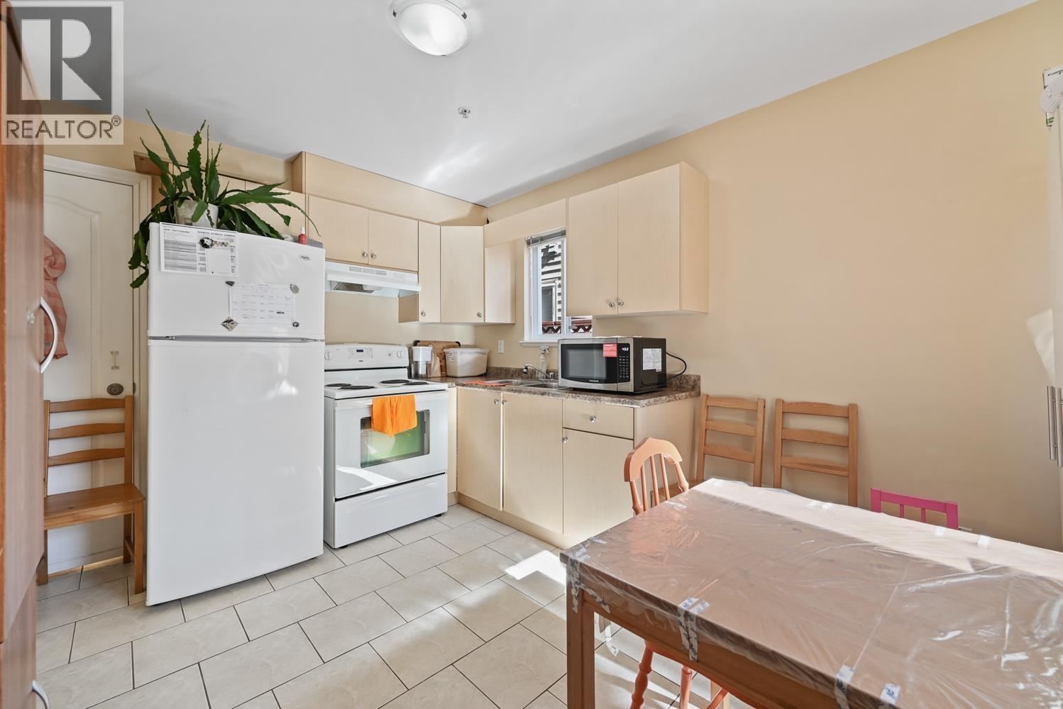 2410 E 19th Avenue, Vancouver, British Columbia  V5M 2R9 - Photo 11 - R3173726