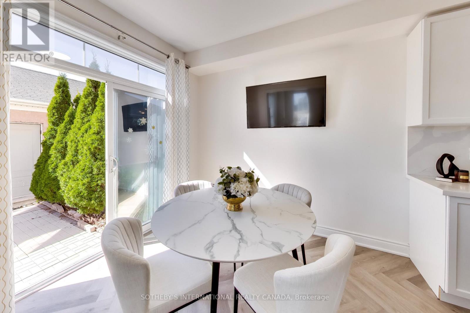 2 Frank Davis Street, Markham, Ontario  L6B 0V9 - Photo 9 - N13875934