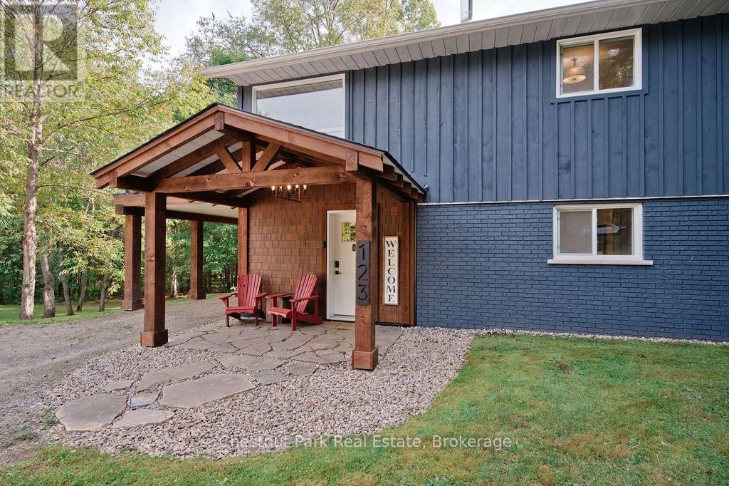 123 East Waseosa Lk Road, Huntsville, Ontario P1H 2J4 - Photo 11 - X13876970