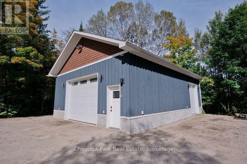 123 East Waseosa Lk Road, Huntsville, Ontario P1H 2J4 - Photo 2 - X13876970