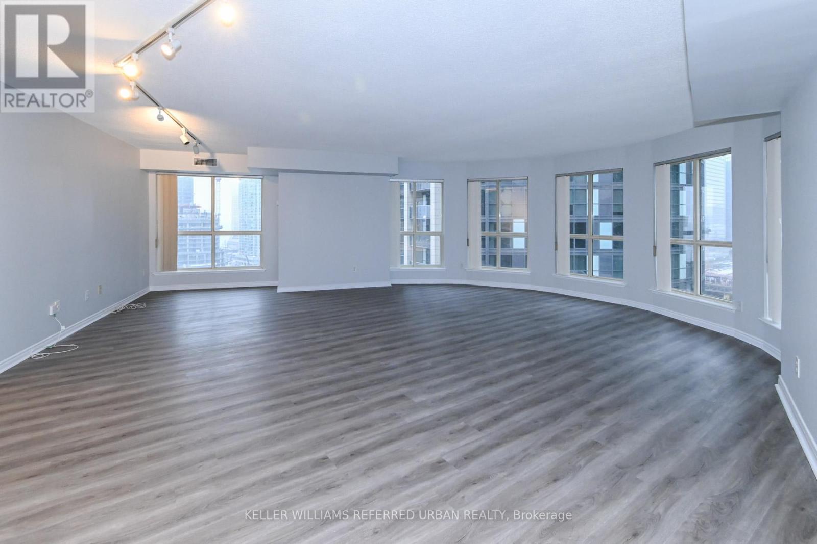 1604 - 25 The Esplanade, Toronto, Ontario  M5E 1W5 - Photo 16 - C13876956