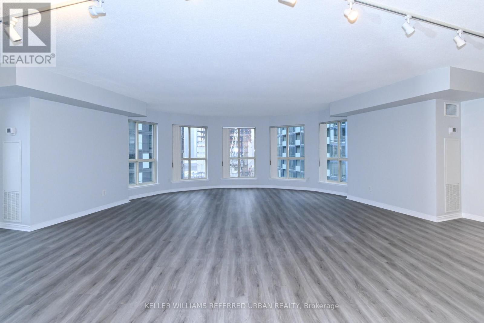 1604 - 25 The Esplanade, Toronto, Ontario  M5E 1W5 - Photo 17 - C13876956