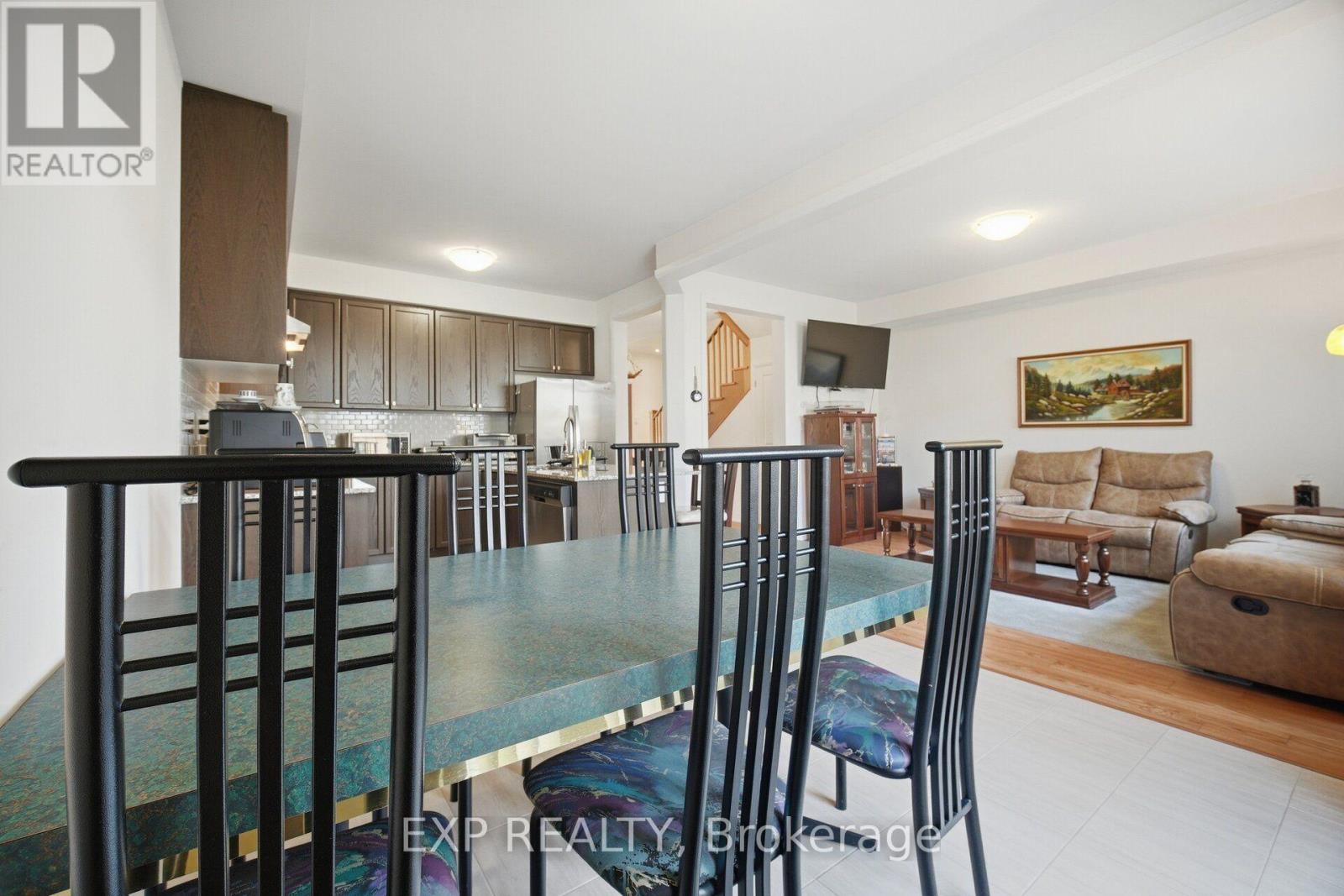 130 Ogston Crescent, Whitby, Ontario  L1P 0H3 - Photo 13 - E13876932