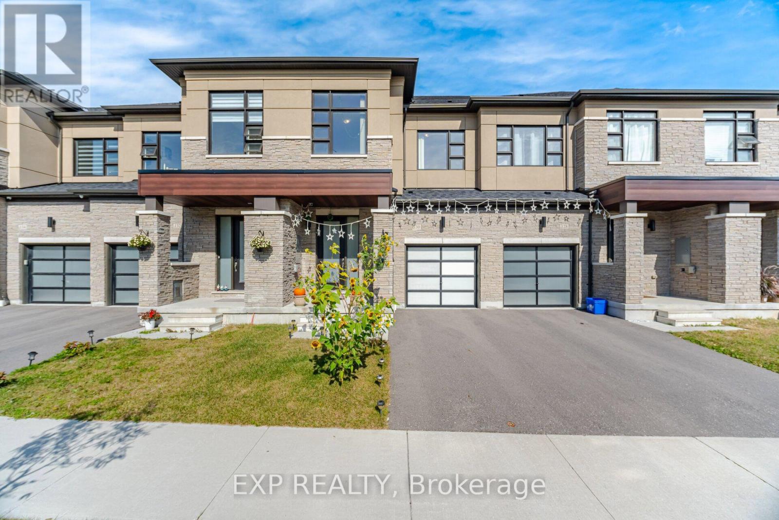 130 Ogston Crescent, Whitby, Ontario  L1P 0H3 - Photo 2 - E13876932