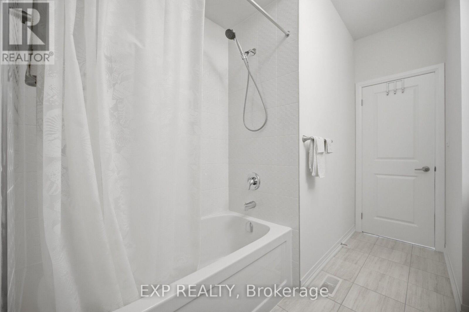 130 Ogston Crescent, Whitby, Ontario  L1P 0H3 - Photo 34 - E13876932