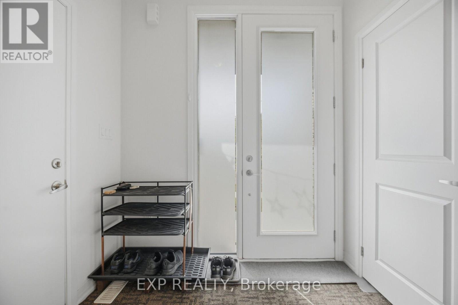 130 Ogston Crescent, Whitby, Ontario  L1P 0H3 - Photo 6 - E13876932