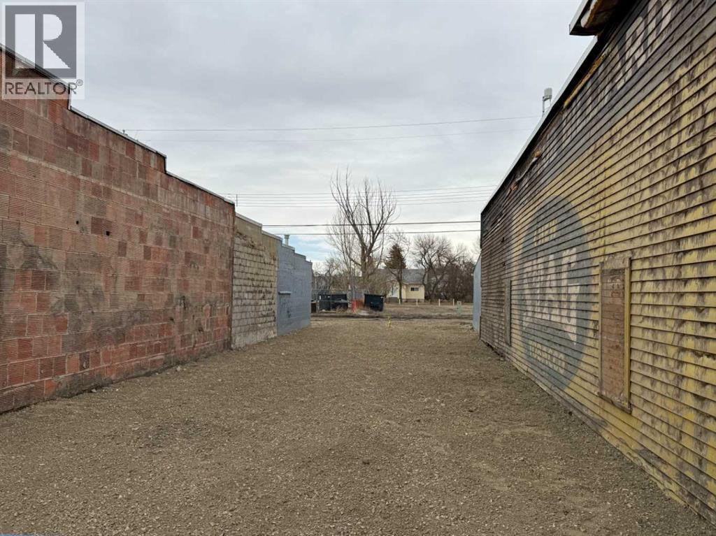 213 Centre Street, Vulcan, Alberta