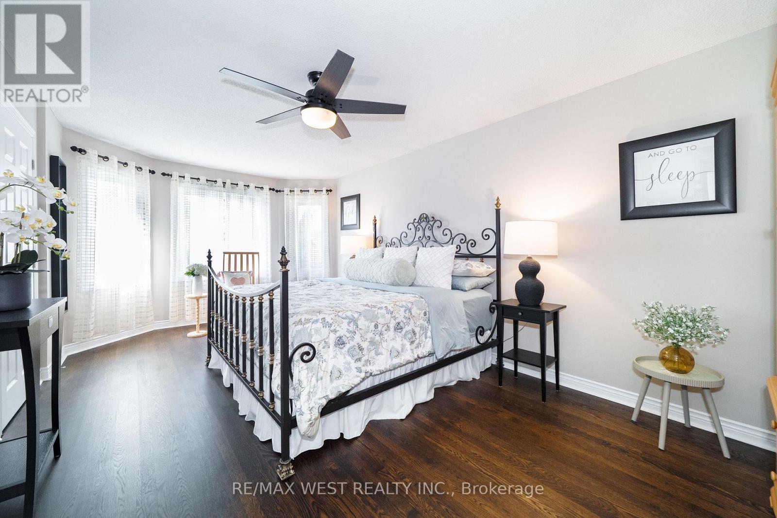 98 Arrowhead Drive, Vaughan, Ontario  L4L 4A5 - Photo 10 - N13876820