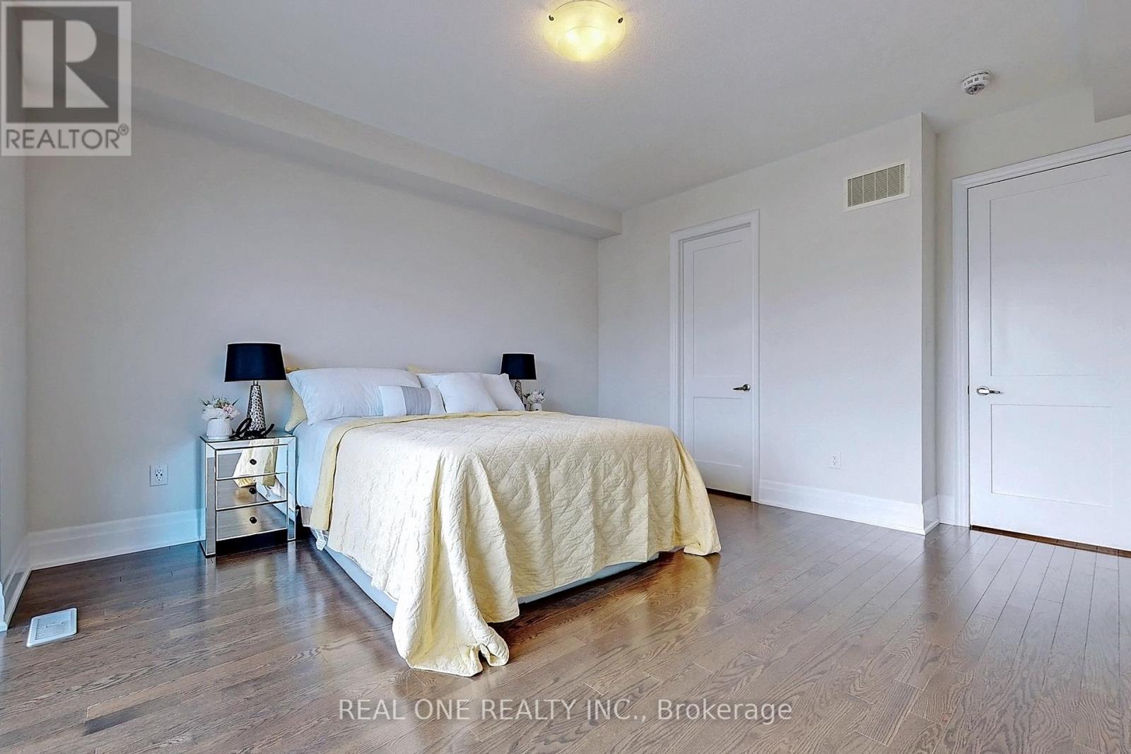 107 Carrville Woods Circle, Vaughan, Ontario  L6A 4Z6 - Photo 29 - N13876846