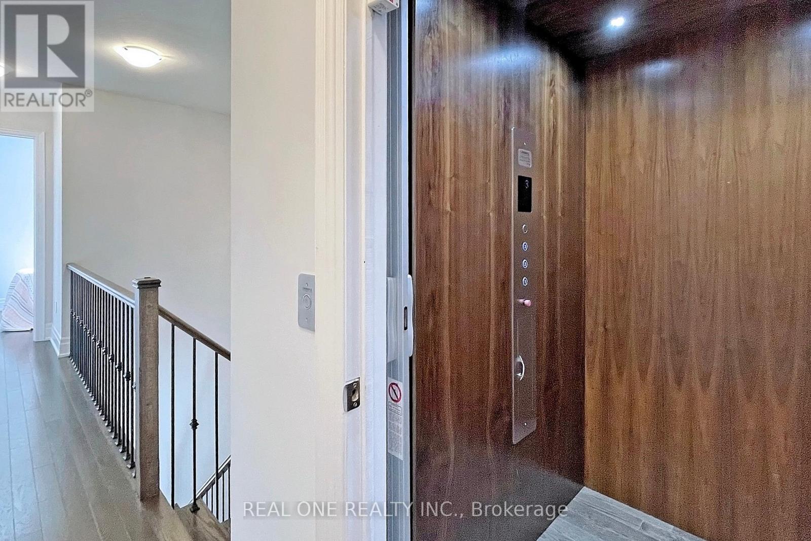 107 Carrville Woods Circle, Vaughan, Ontario  L6A 4Z6 - Photo 39 - N13876846