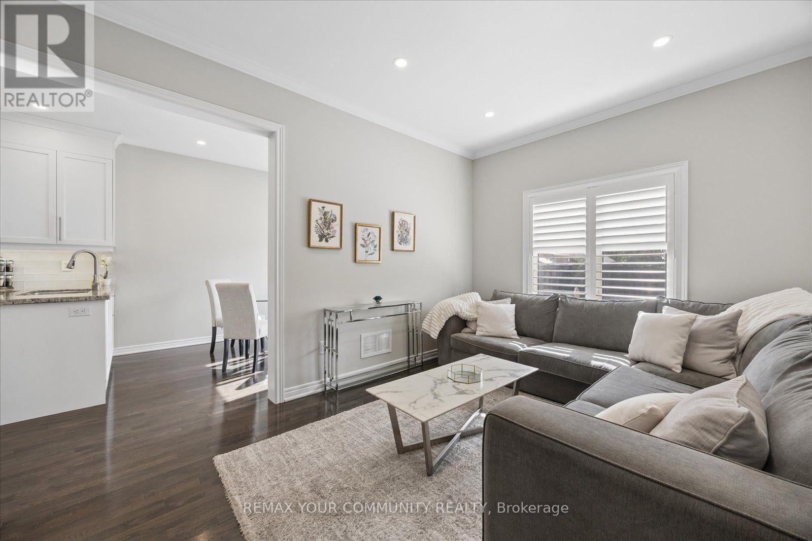 41 Lauderdale Drive, Vaughan (Patterson), Ontario  L6A 4G8 - Photo 10 - N13876848