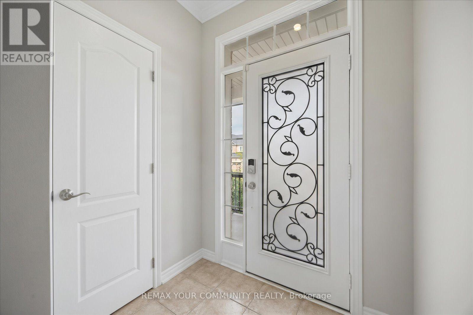 41 Lauderdale Drive, Vaughan (Patterson), Ontario  L6A 4G8 - Photo 2 - N13876848