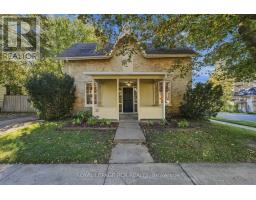 35 METCALFE STREET, Aurora, Ontario