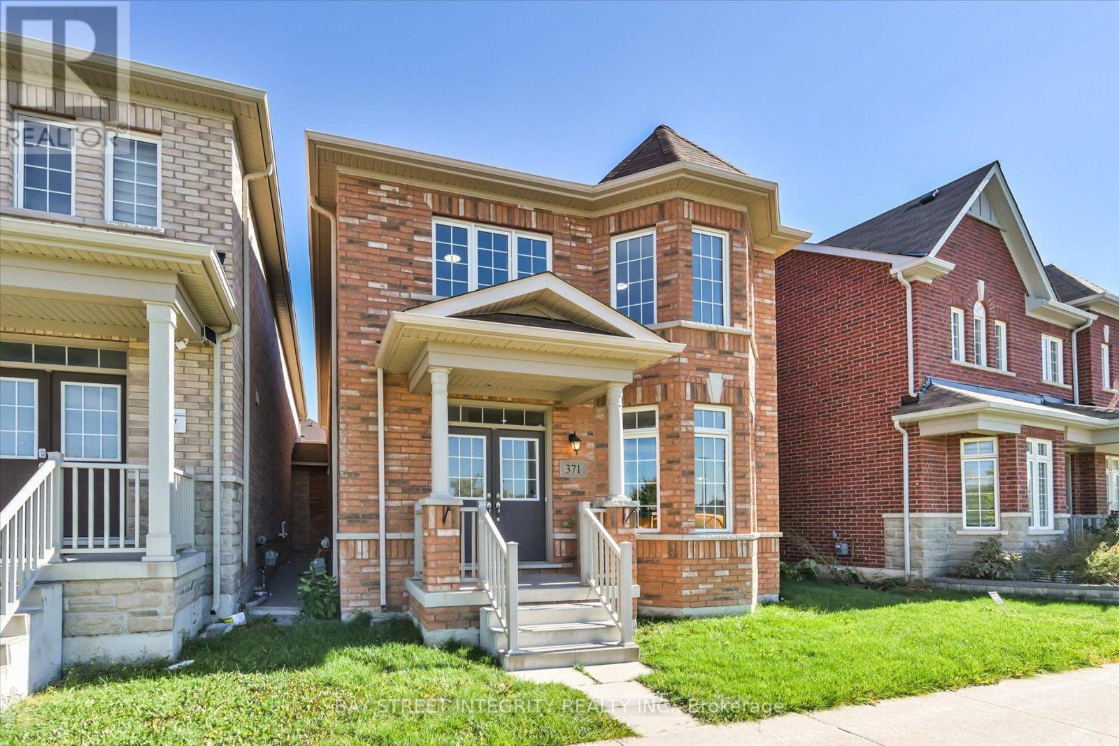 371 William Forster Road, Markham, Ontario  L6B 0R7 - Photo 2 - N13876934