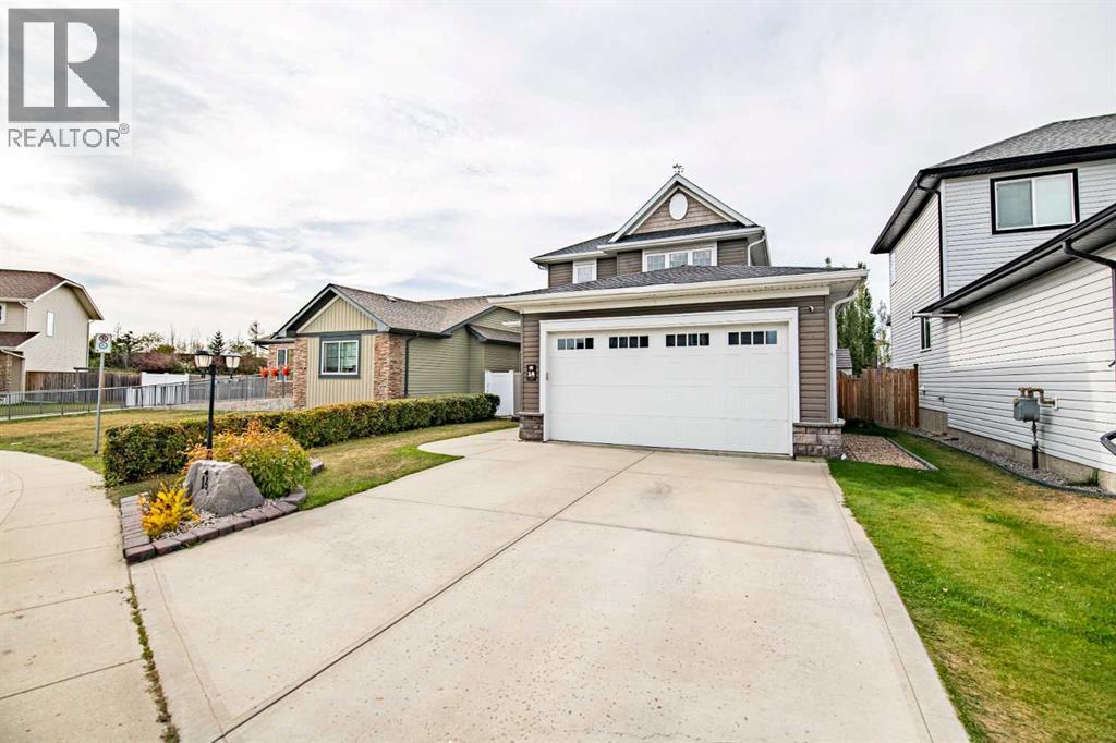 14 Windermere Close Red Deer Alberta Canada T4N2J8 3