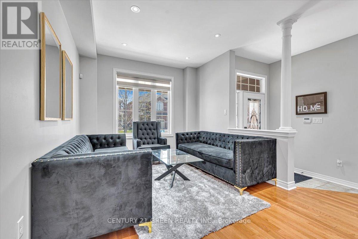 7 Accent Circle, Brampton, Ontario  L7A 0L2 - Photo 7 - W13876810