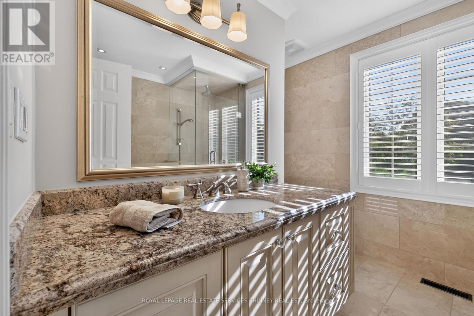 3453 Sawmill Valley Drive, Mississauga, Ontario  L5L 3A3 - Photo 32 - W13876886