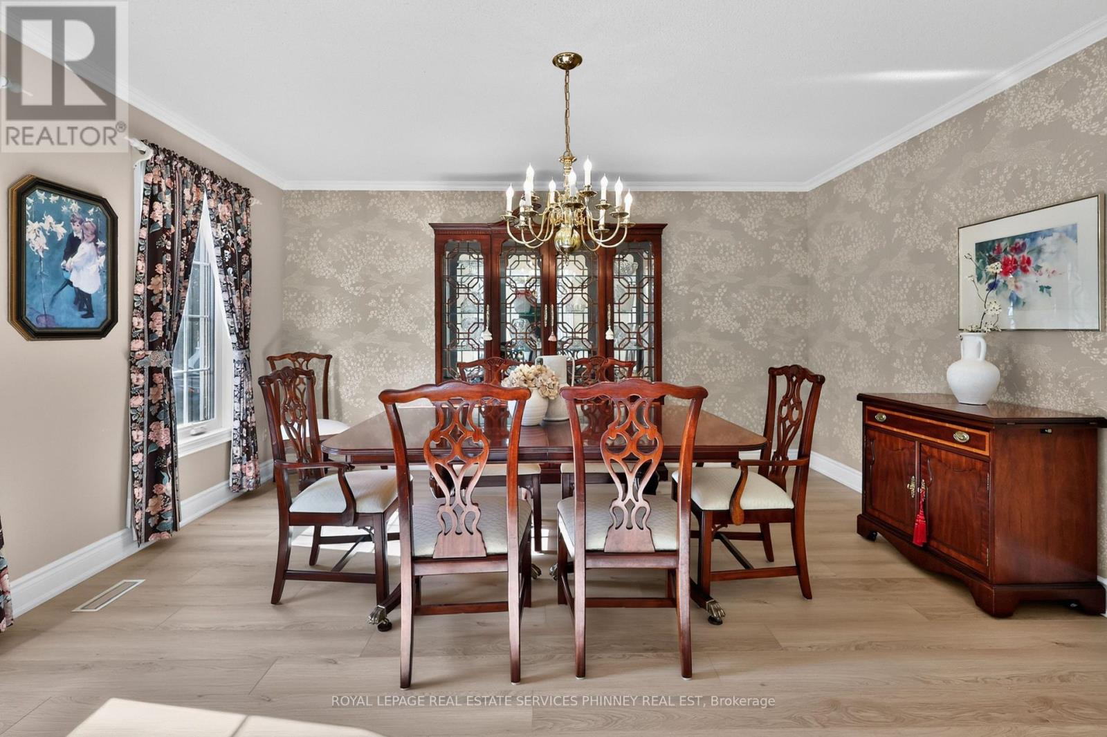 3453 Sawmill Valley Drive, Mississauga, Ontario  L5L 3A3 - Photo 9 - W13876886