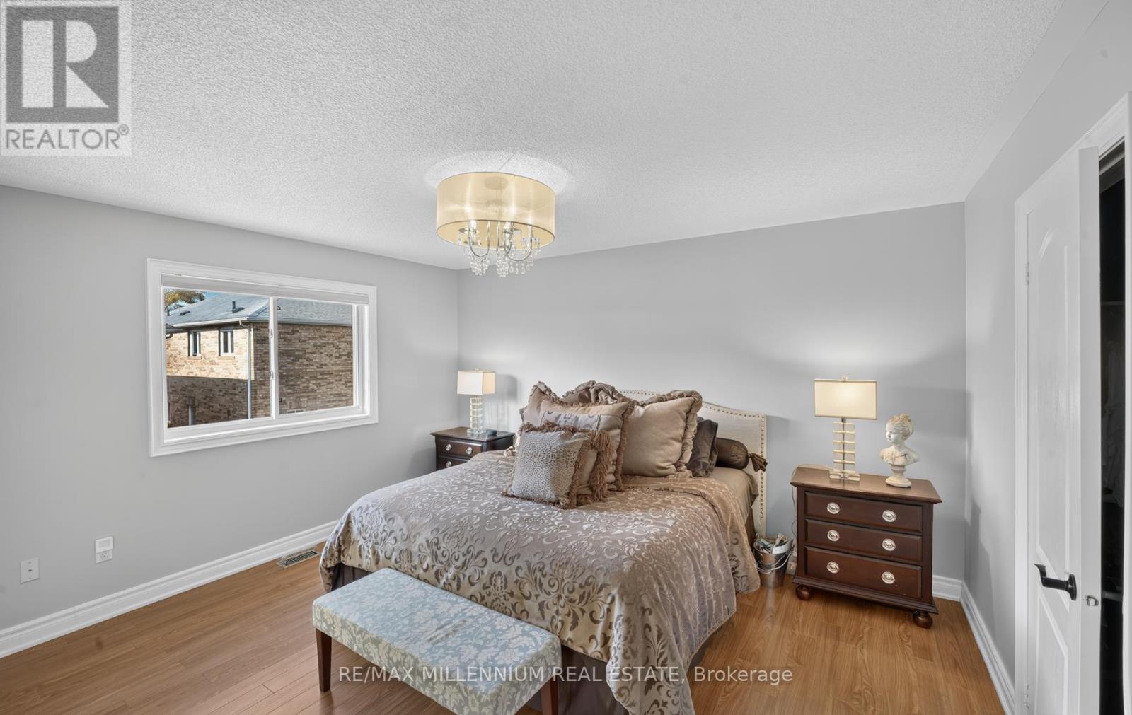 262 Brisdale Drive W, Brampton, Ontario  L7A 2T3 - Photo 24 - W13876980